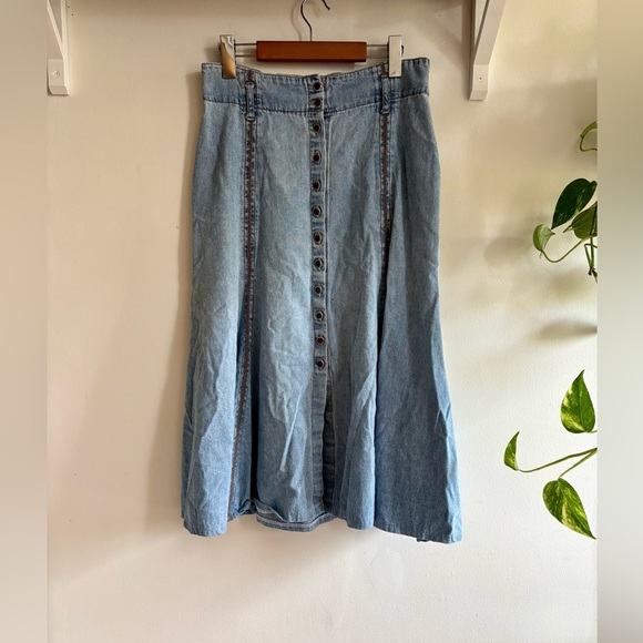 Vintage Y2K Denim Maxi Skirt – Manager Jeans Button-Front 2000s ( fits small) - Picture 6 of 7